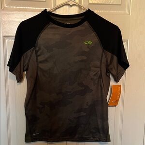 Brand new Champion Men's Black and Gray Camouflage Rash Guard